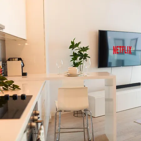 Premium In Herastrau With View شقة بوخارست