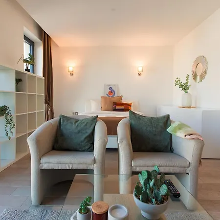 Premium In Herastrau With View *