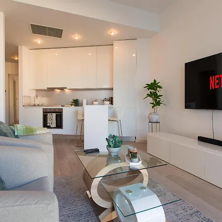 Premium In Herastrau With View * Bükreş