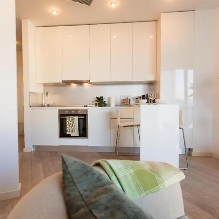 Premium In Herastrau With View דירה